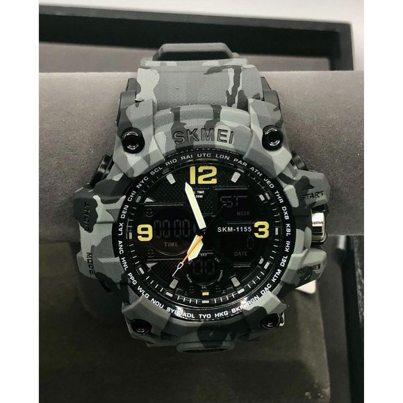 Military Style Watch - Picture 5 of 8